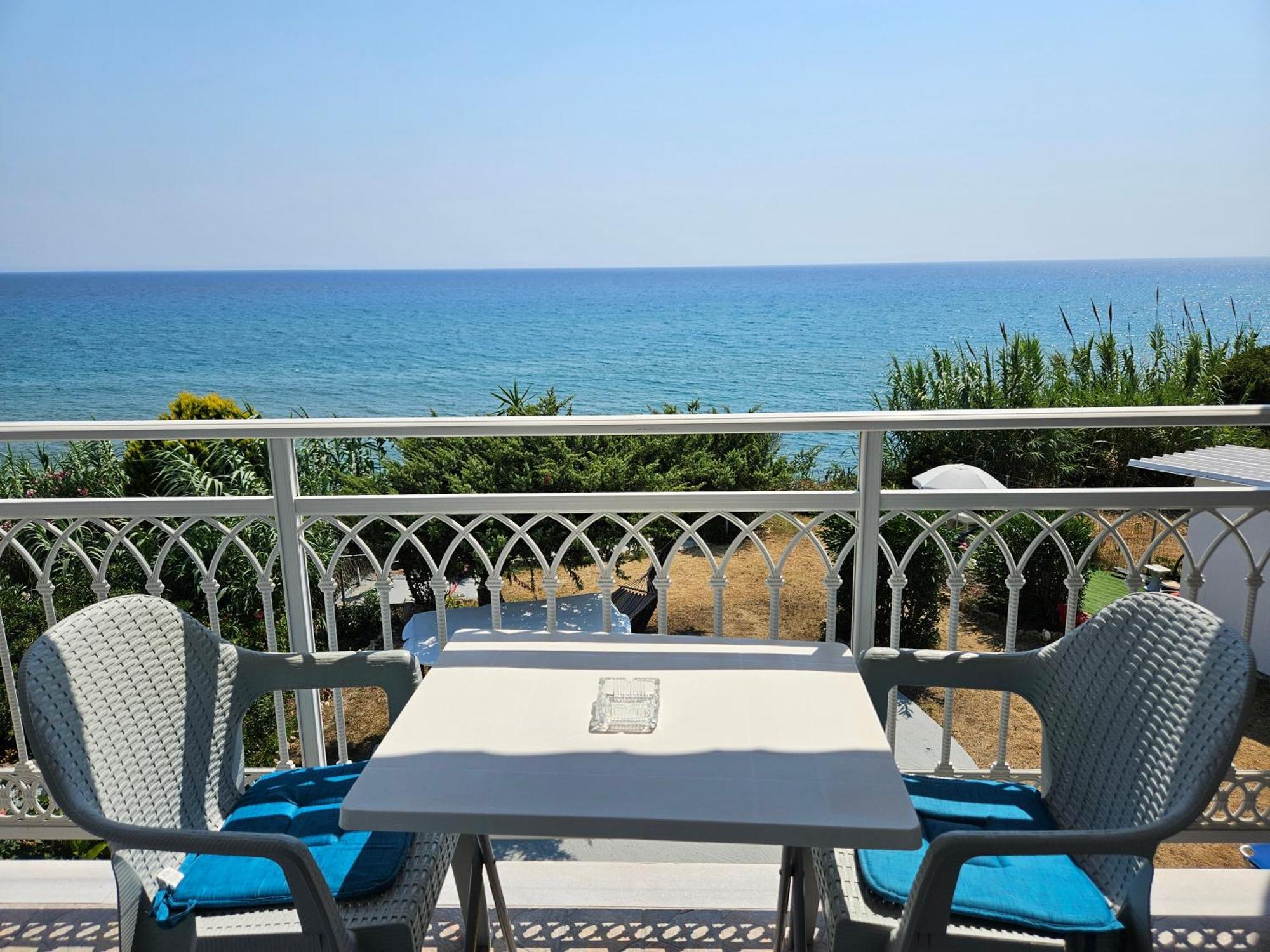 Leta Apartments Agios Georgios (Corfu) Exterior foto